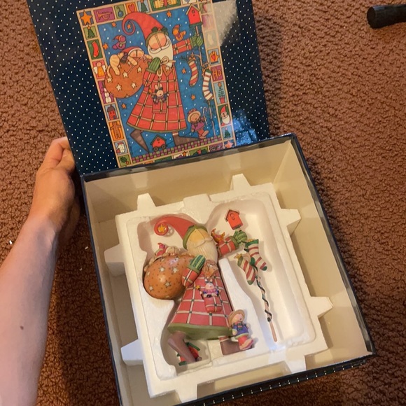 Santa - Picture 4 of 4